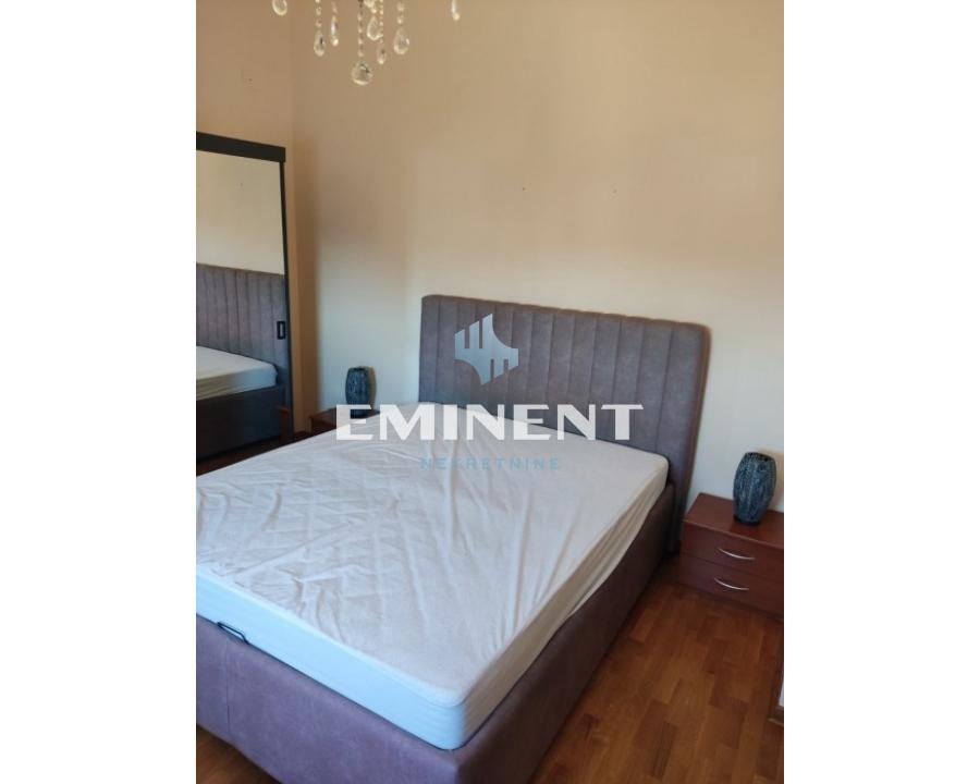 kuca-prodaja-LqVr2JYyS1 Četvorosoban stan za izdavanje, Lekino Brdo, Beograd, 105m², 1.100 €/mes