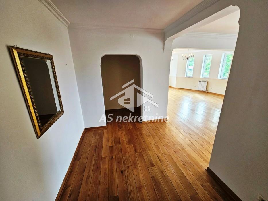 Stan Izdavanje Beograd Dedinje 115 m2