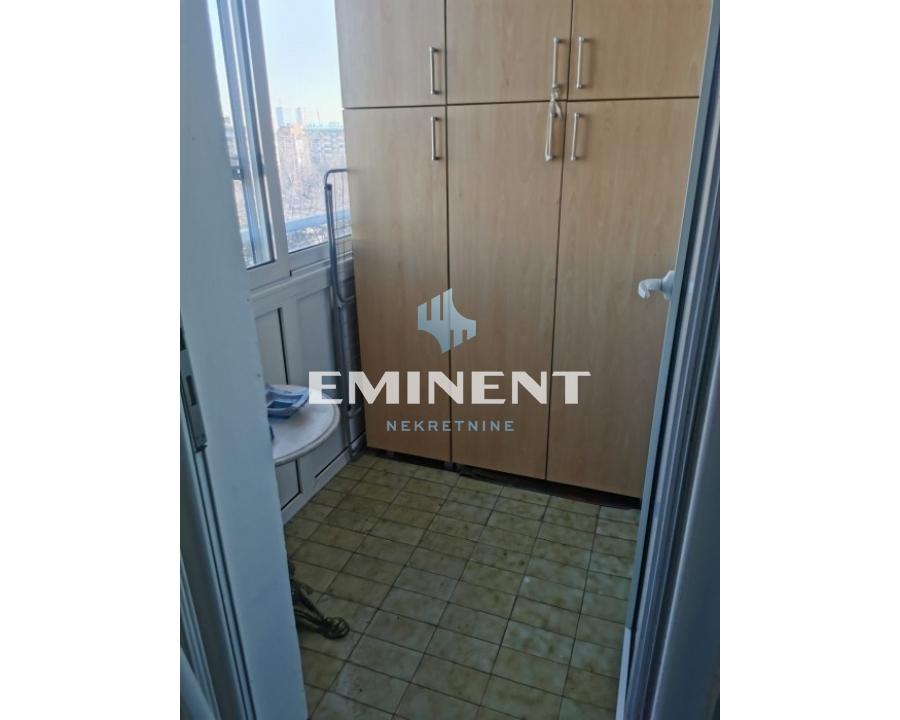 kuca-prodaja-S2M6C0KjL6 Dvosoban stan za izdavanje, Blok 28, Beograd, 60m², 650 €/mes