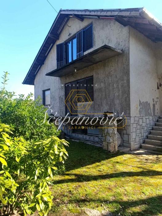 Kuća na prodaju, Jazak, Irig, 106m², 180.000 €