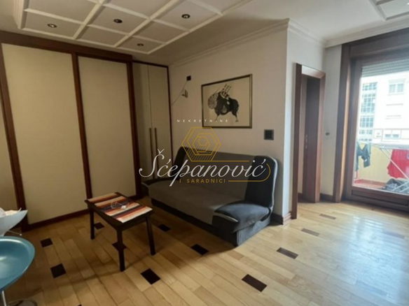 Stan Izdavanje Novi Sad  47 m2