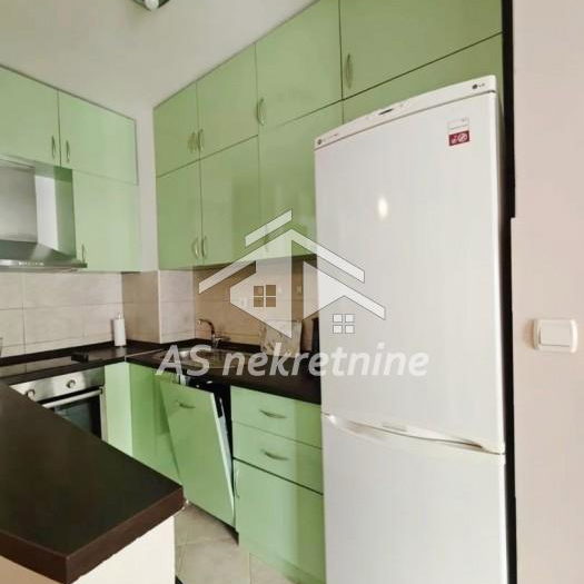 Stan Izdavanje Beograd Đeram Pijaca 58 m2