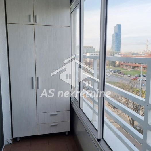 Stan Izdavanje Beograd Blok 67 - Belville 52 m2