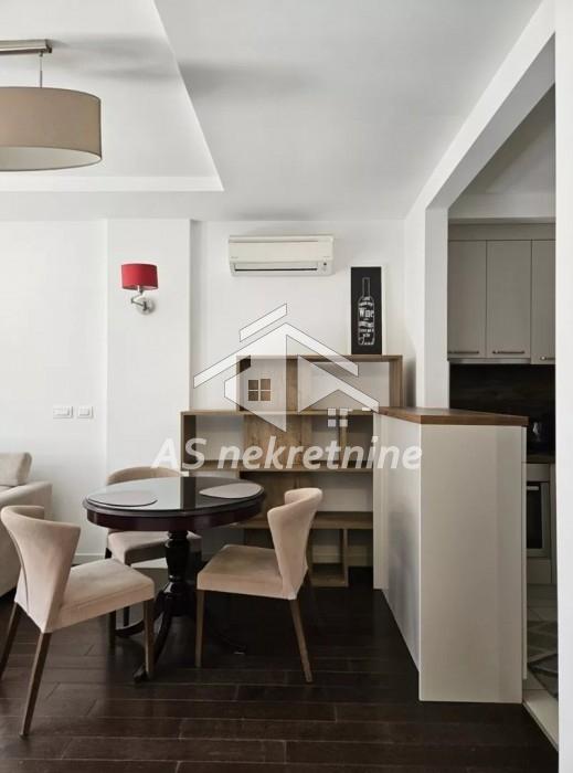 Stan Izdavanje Beograd  54 m2