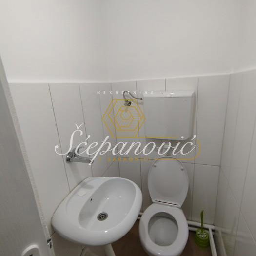 Kuća na prodaju, Rumenka, Novi Sad, 145m², 200.000 €