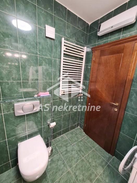 kuca-prodaja-XmnIygtNST Trosoban stan za izdavanje, Hram Svetog Save, Beograd, 78m², 1.000 €/mes