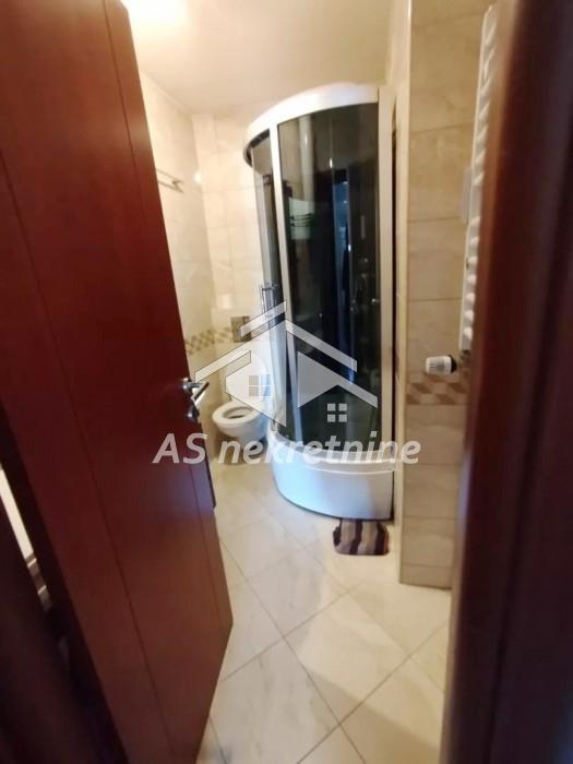 Trosoban stan za izdavanje, Vukov Spomenik, Beograd, 59m², 800 €/mes