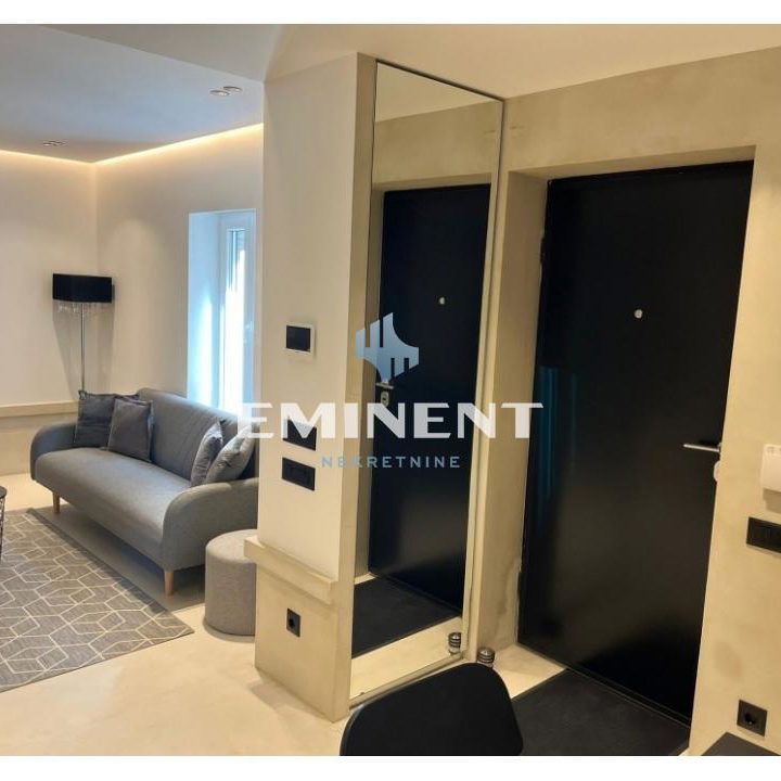 Dvosoban stan za izdavanje, Crveni Krst Vračar, Beograd, 50m², 900 €/mes