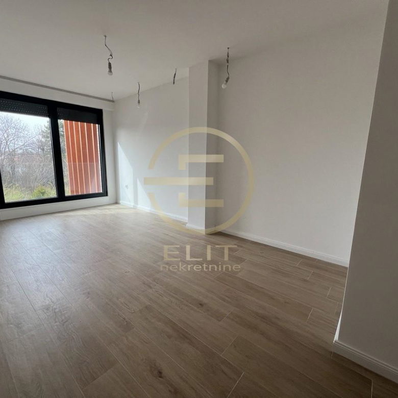 Lokal za izdavanje, Popovica, Novi Sad, 181m², 1.500 €/mes