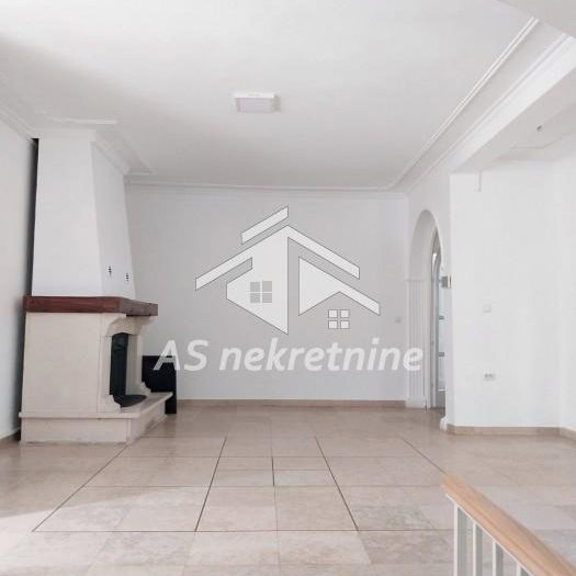 Kuća Izdavanje Beograd Neimar 260 m2
