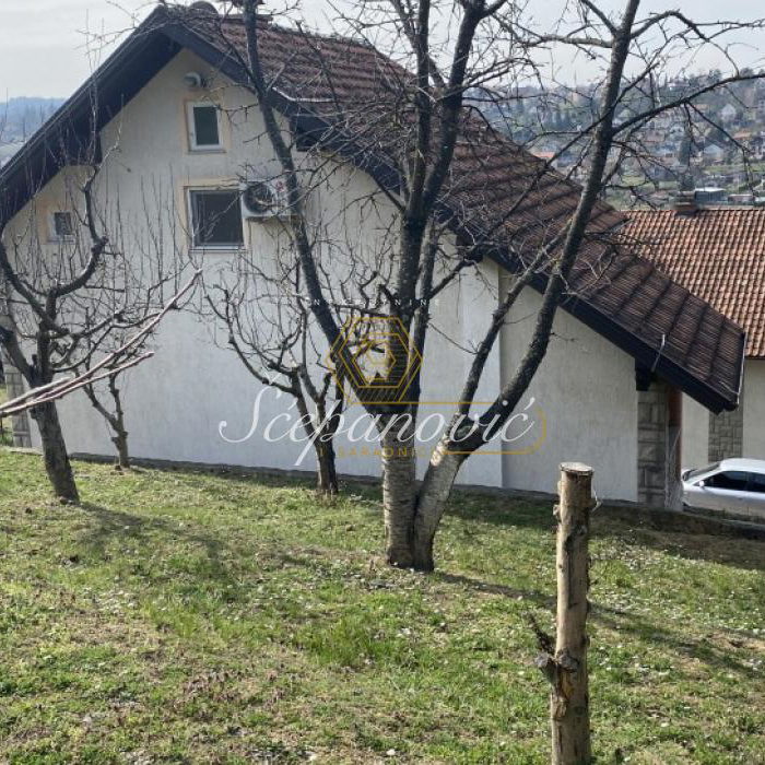 Kuća na prodaju, Sremska Kamenica, Novi Sad, 131m², 300.000 €