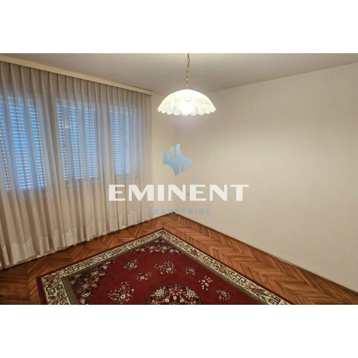 Kuća na prodaju, Kaluđerica, Beograd, 315m², 320.000 €