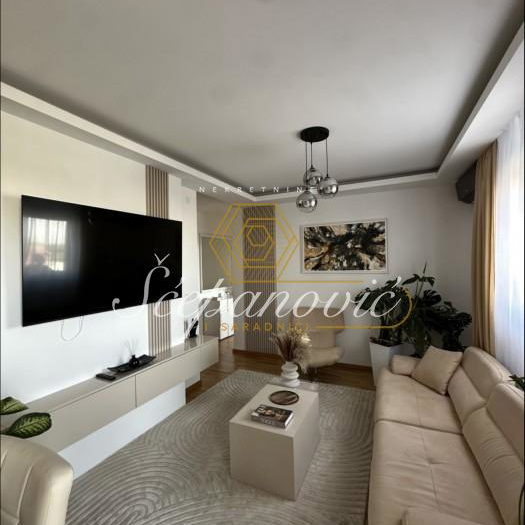 Stan Prodaja Novi Sad  127 m2