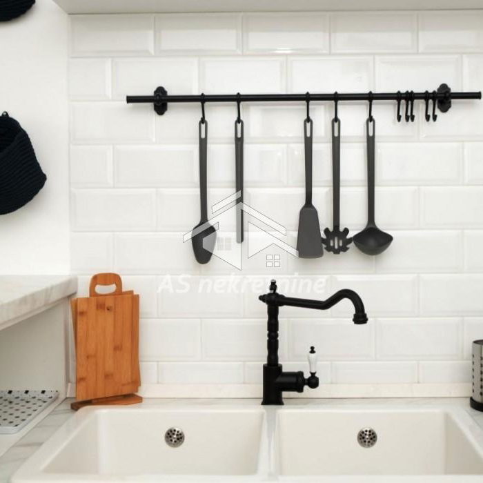 Dvosoban stan za izdavanje, Cara Dušana, Beograd, 45m², 800 €/mes