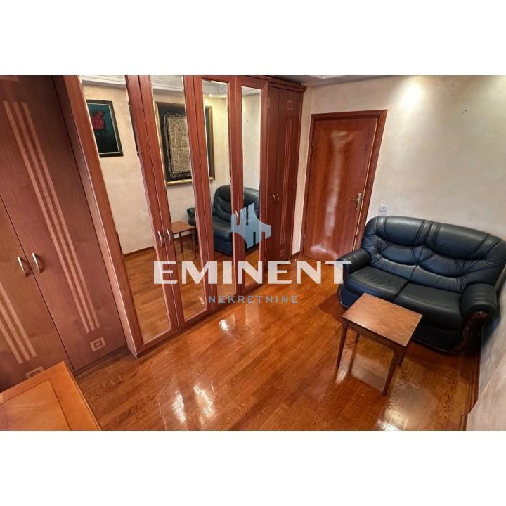 Trosoban stan za izdavanje, Dorćol, Beograd, 140m², 1.400 €/mes