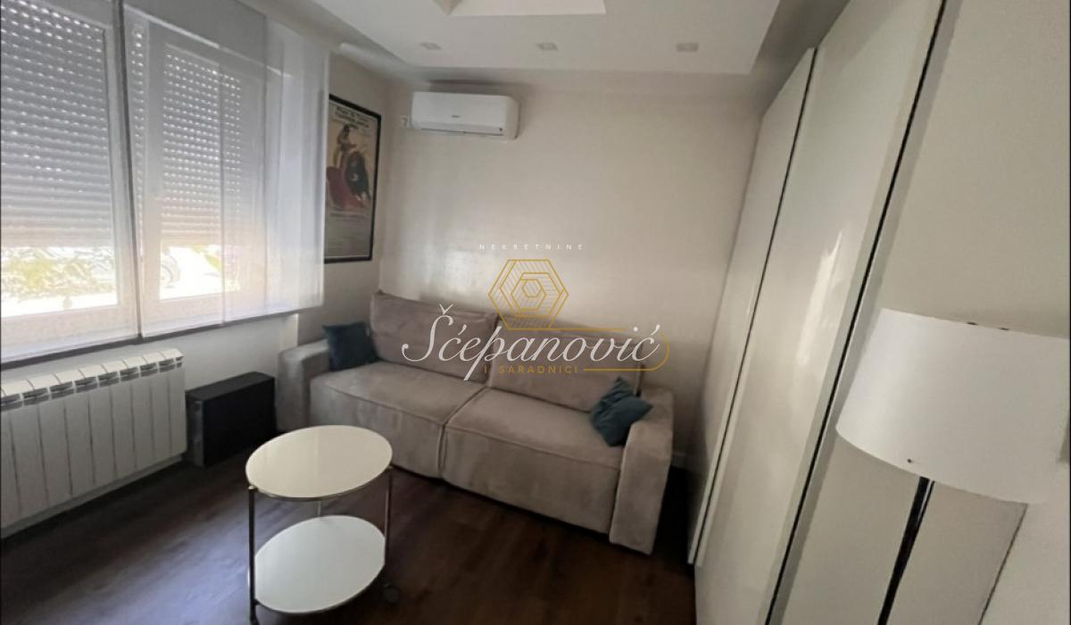 Stan Prodaja Novi Sad  71 m2