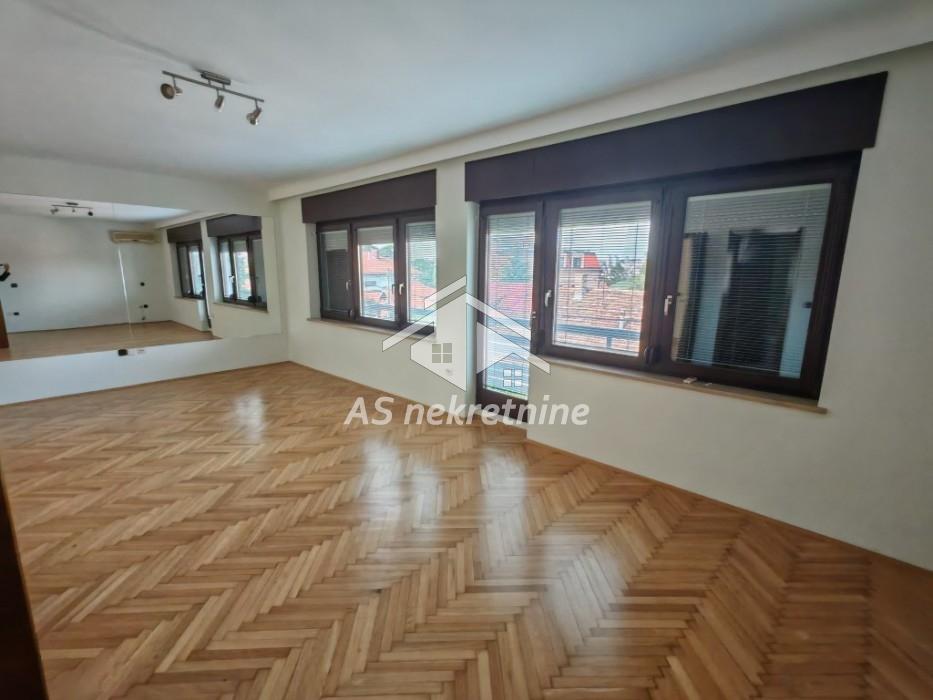 Kuća za izdavanje, Bioskop Voždovac, Beograd, 360m², 2.999 €/mes