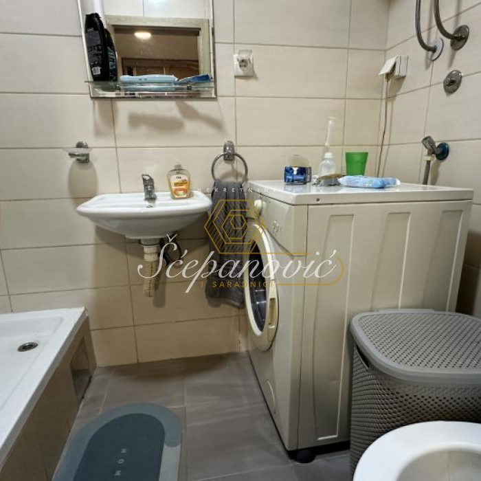 Stan Prodaja Novi Sad  38 m2
