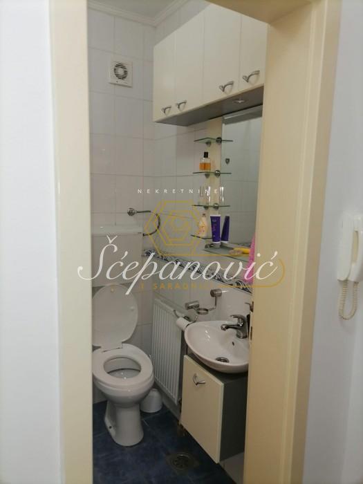 Trosoban stan na prodaju, Salajka, Novi Sad, 71m², 160.000 €