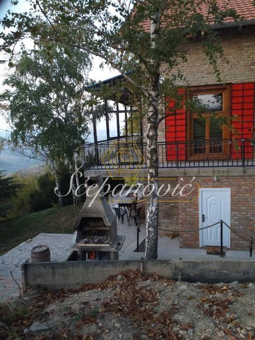 Kuća Prodaja Fruška Gora Kuća Prodaja Fruška Gora 307 m2
