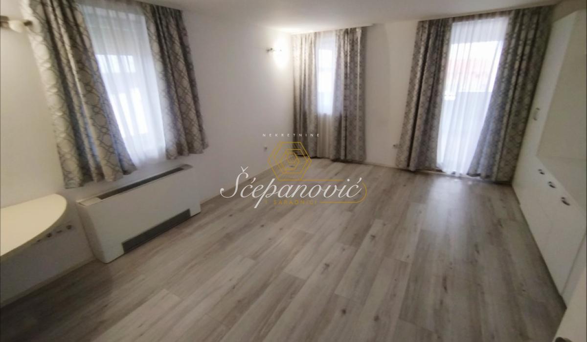 kuca-prodaja-beograd-N7STHp6j8L Kuća na prodaju, Veternik, Novi Sad, 795m², 1.050.000 €