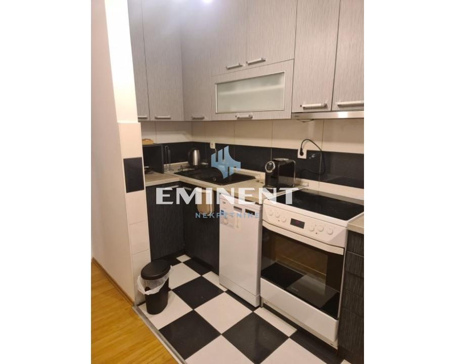 Stan Izdavanje Beograd Altina 50 m2
