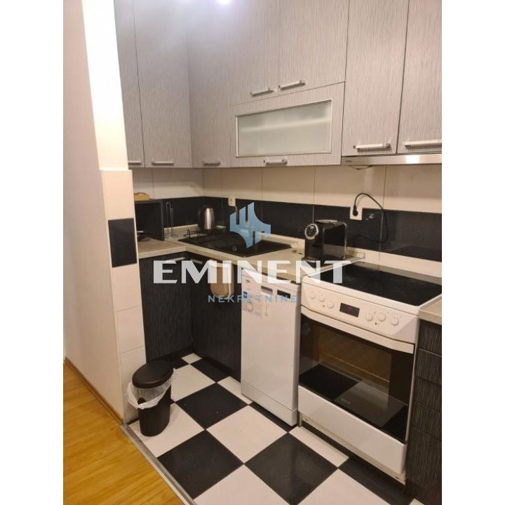Stan Izdavanje Beograd Altina 50 m2