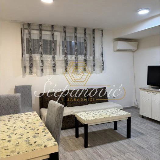 Stan Prodaja Novi Sad  38 m2