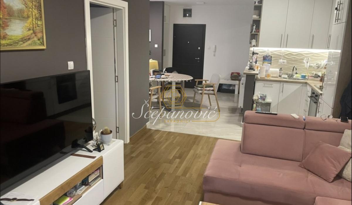 Stan Prodaja Novi Sad  52 m2