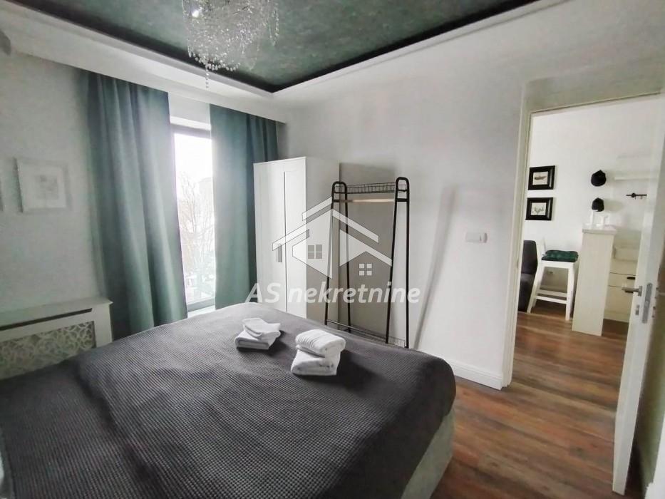 kuca-prodaja-beograd-SxnDwtQrlE Dvosoban stan za izdavanje, Cara Dušana, Beograd, 45m², 800 €/mes