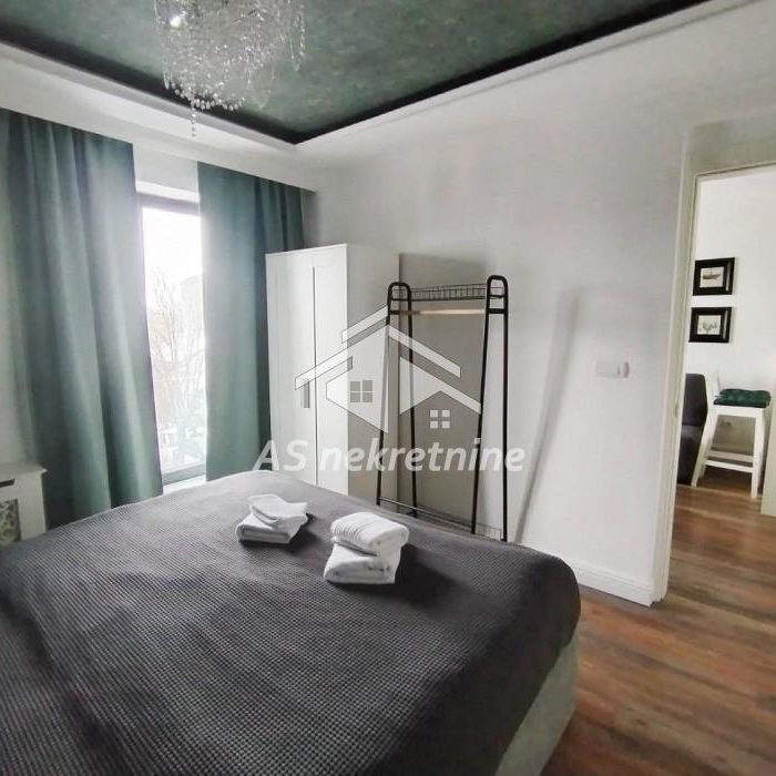 Dvosoban stan za izdavanje, Cara Dušana, Beograd, 45m², 800 €/mes