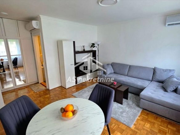 Stan Izdavanje Beograd Slavija 46 m2