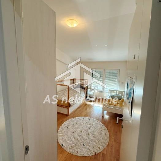 Stan Izdavanje Beograd Senjak 157 m2