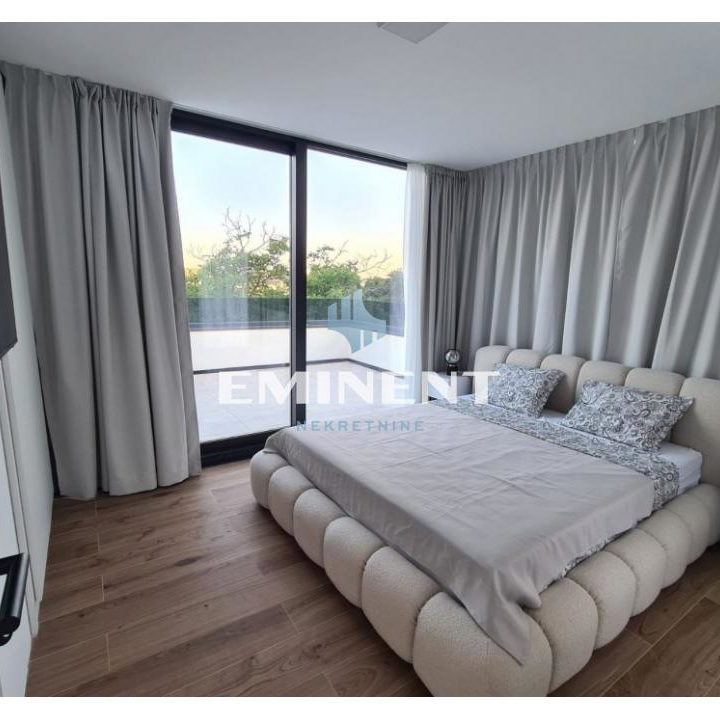 Stan Izdavanje Beograd Dedinje 360 m2