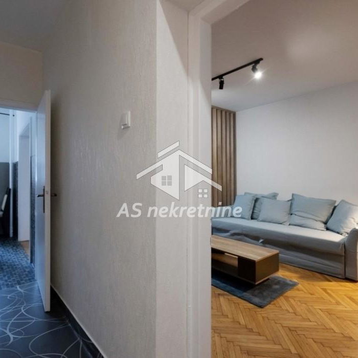 Stan Izdavanje Beograd Trg Republike 38 m2