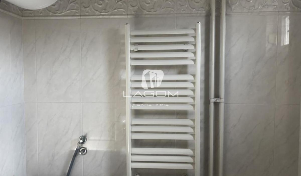 Trosoban stan na prodaju, Vojvode Stepe, Beograd, 93m², 314.000 €