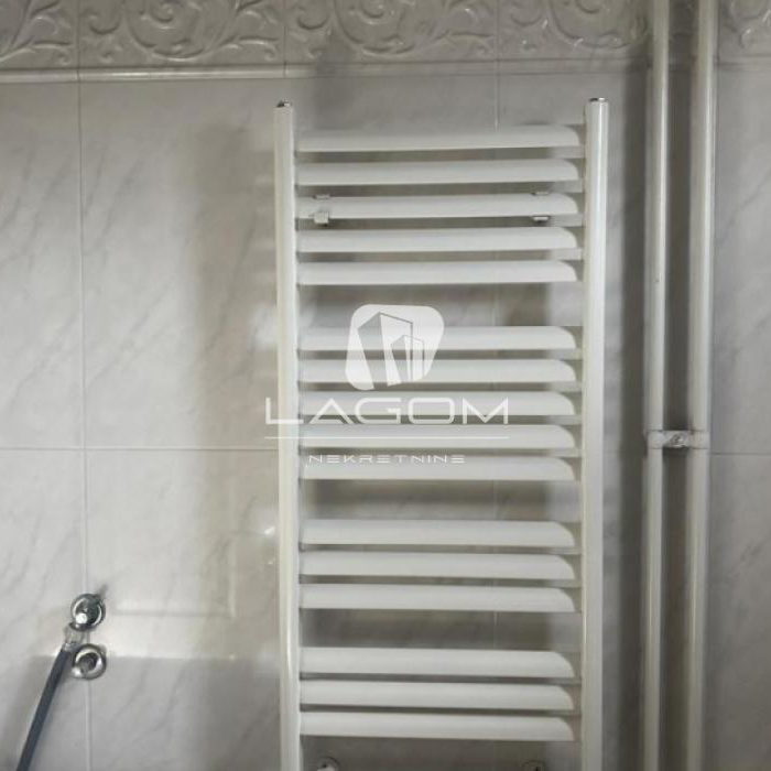 Trosoban stan na prodaju, Vojvode Stepe, Beograd, 93m², 314.000 €