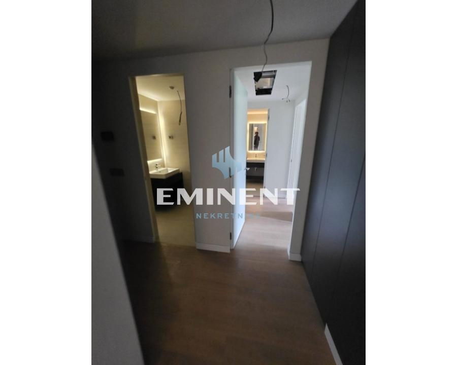 Trosoban stan za izdavanje, Blok 65, Beograd, 80m², 1.700 €/mes