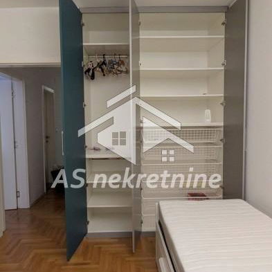 Trosoban stan za izdavanje, Blok 72, Beograd, 71m², 950 €/mes