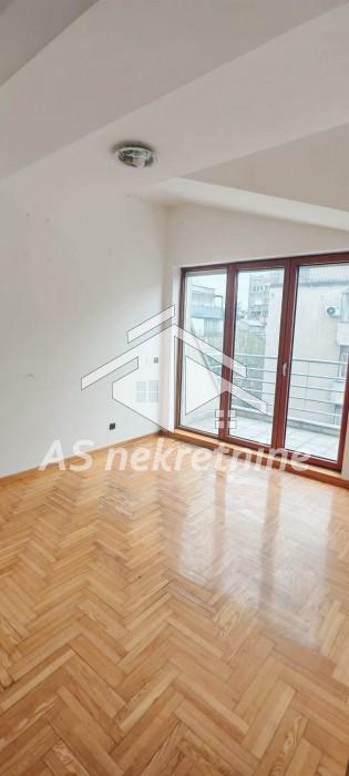 kuca-prodaja-beograd-k2AOp4apRS Višesoban stan na prodaju, Kalenić Pijaca, Beograd, 207m², 690.000 €