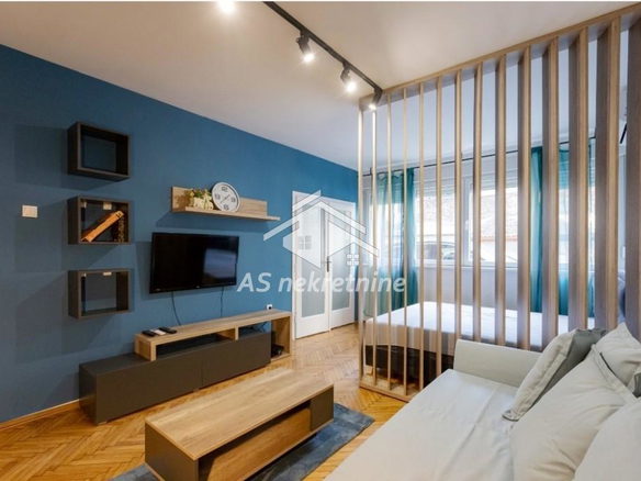 Stan Izdavanje Beograd Trg Republike 38 m2