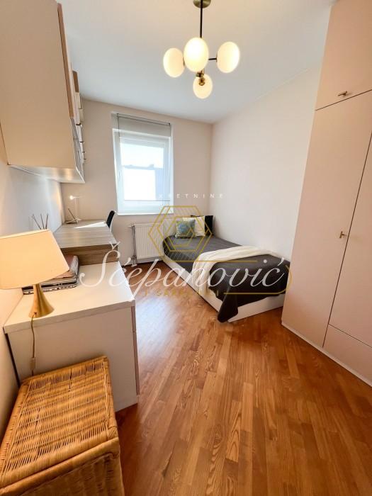 kuca-prodaja-beograd-mGhi4mUEvv Četvorosoban stan na prodaju, Cara Dušana, Novi Sad, 102m², 309.000 €