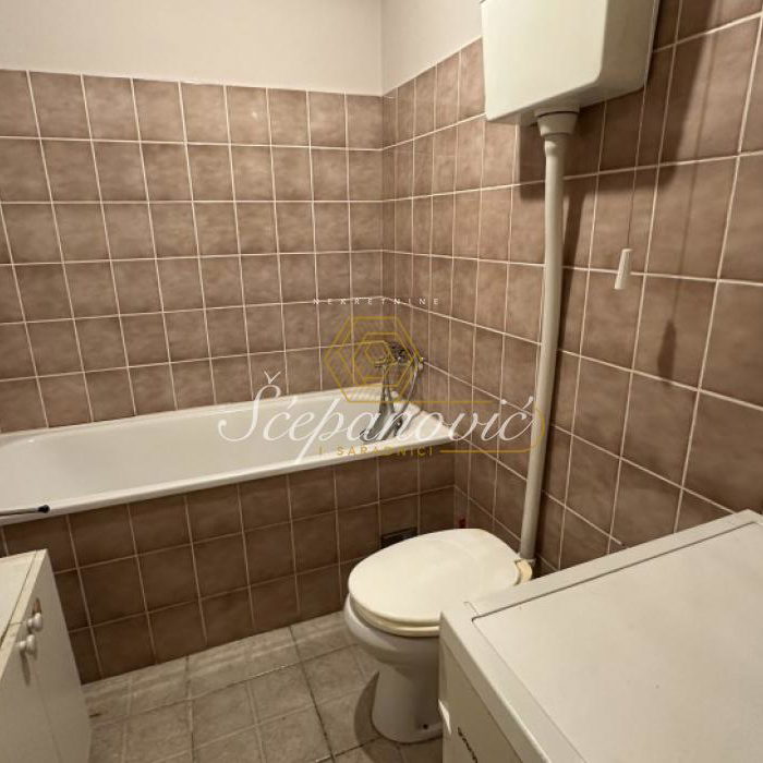 Stan Prodaja Novi Sad  35 m2