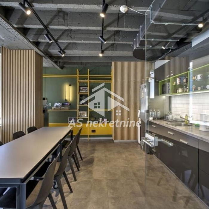 Lokal za izdavanje, Trg Republike, Beograd, 300m², 3.900 €/mes