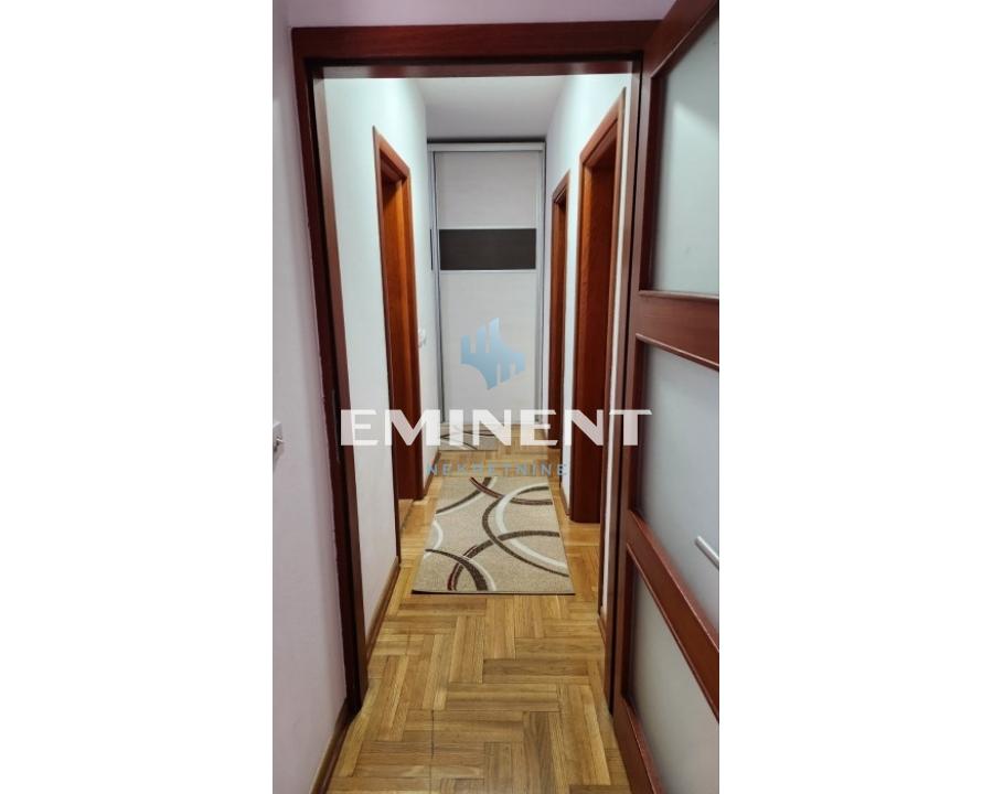 Stan Izdavanje Beograd Južni Bulevar 64 m2
