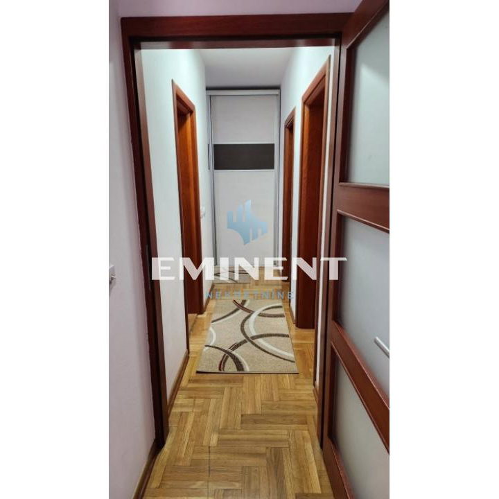 Stan Izdavanje Beograd Južni Bulevar 64 m2
