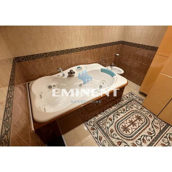Trosoban stan za izdavanje, Dorćol, Beograd, 140m², 1.400 €/mes