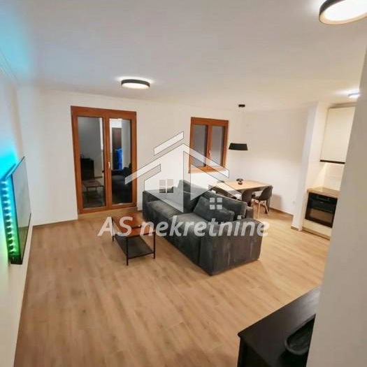 Stan Izdavanje Beograd Autokomanda 77 m2