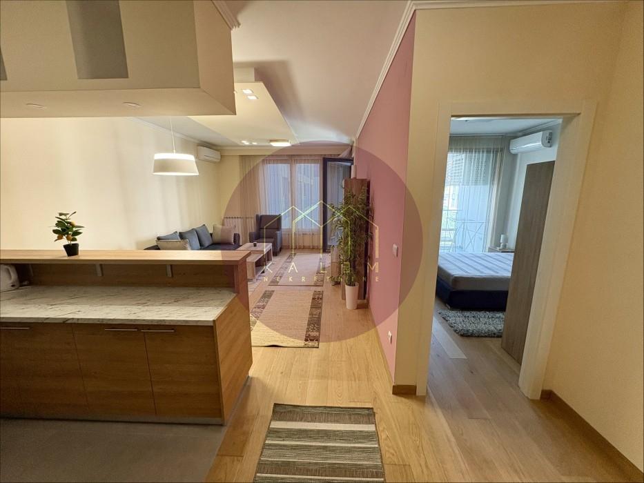 Stan Izdavanje Beograd  53 m2