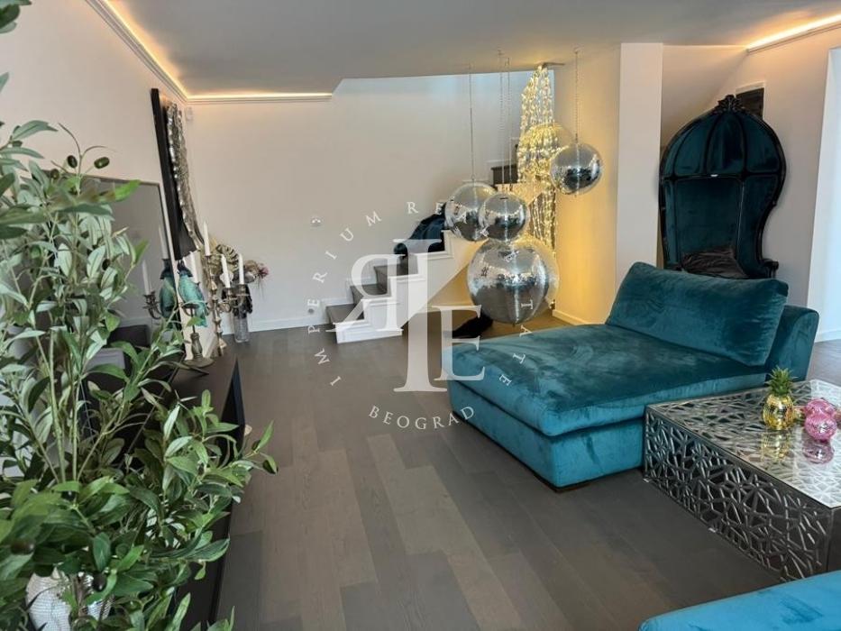 Kuća Prodaja Beograd Ralja 270 m2